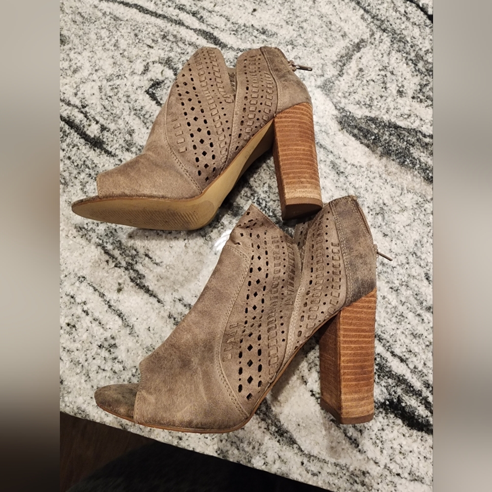 Carlos peep toe heels